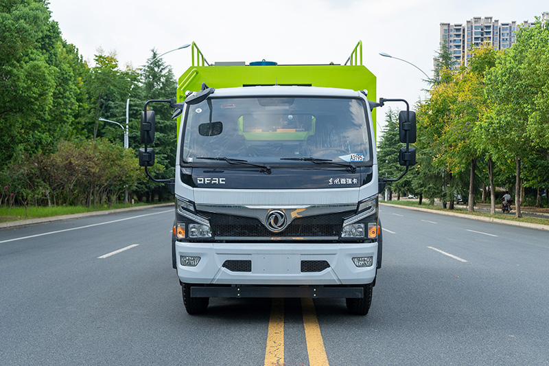 真空负压吸尘车